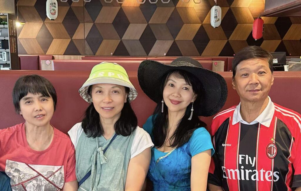 Li Jing, Anna Yin,, Wendy Zhu & Ming Li